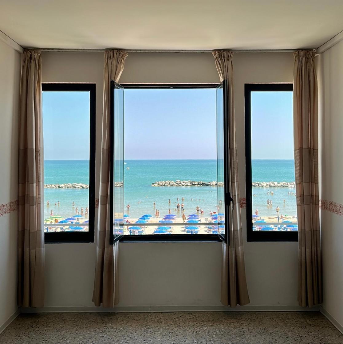 Hotel Bartolini Bellaria-Igea Marina Exterior foto